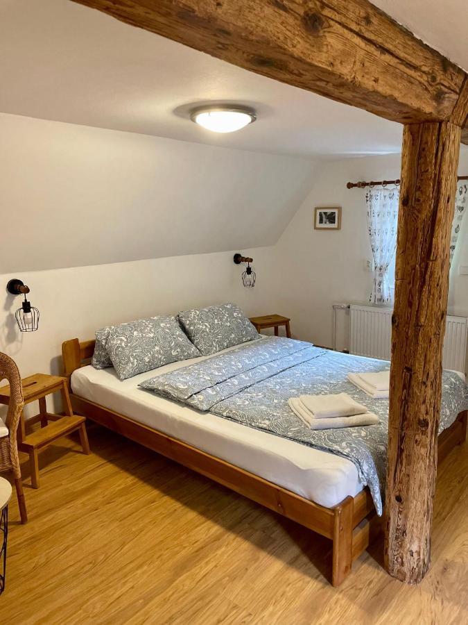 Pension Soutesky Хренско Экстерьер фото