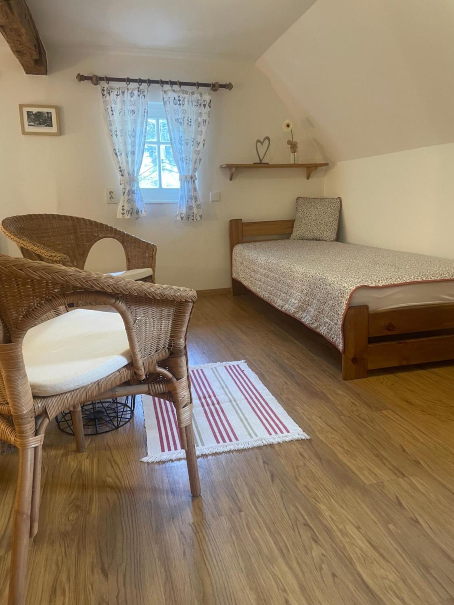 Pension Soutesky Хренско Экстерьер фото